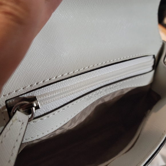 MK Lasercut Bag - Picture 9 of 10